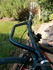 Manubrio bikepacking