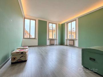 Appartamento di 170 m² con 5 locali a Modena