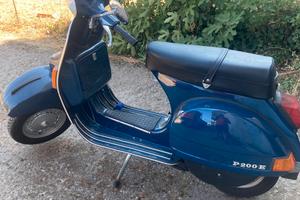 Vespa p 200 e