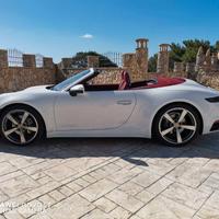 Porsche 911 Cabrio 3.0 Carrera auto