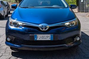 Toyota auris hybrid 2017 ,  33000 km