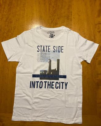 T-shirt ragazzo/a, usata, condizioni più che buone