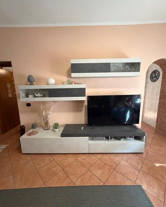 Mobile Sala completa come da foto,. 