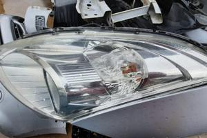 SUZUKI SWIFT 2018 - FARO ANTERIORE SINISTRO