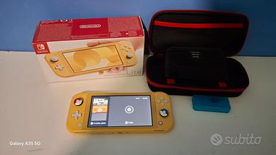 Nintendo switch lite. LEGGERE LA DESCRIZIONE 