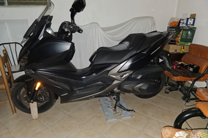 Kymco xciting 400s