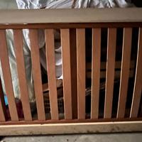 Letto futon con doghe in legno massello