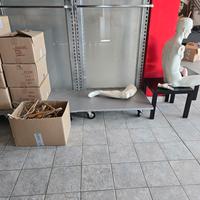 arredamento negozio