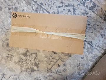 HP Pro Mini 400 G9 PC Desktop