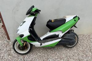 Aprilia sr 50 ditech scooter