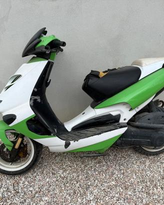 Aprilia sr 50 ditech scooter