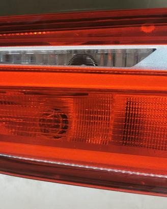 Faro posteriore Destro per BMW X1 F48.