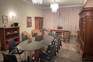 Studio Professionale arredato