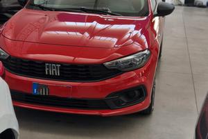 Fiat Tipo 1.6 Mjtd II 131 cv City Life Red style