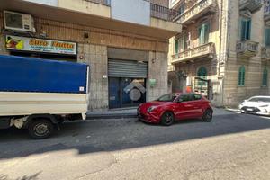 NEGOZIO A REGGIO DI CALABRIA