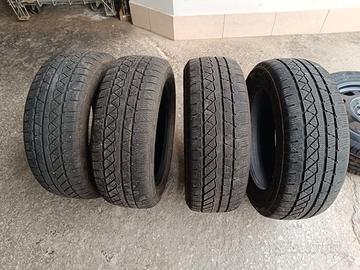 GOMME INVERNALI  215/60 R17