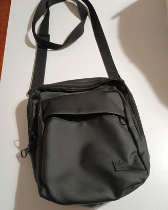 Borsello nero Carpisa