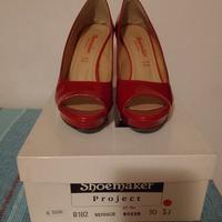 Scarpe rosse in vernice 