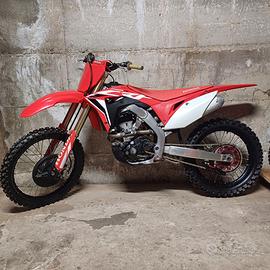 Honda CRF 250 2020 – 40 ore motore – PERFETTA