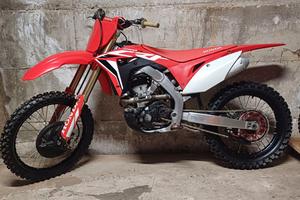 Honda CRF 250 2020 – 40 ore motore – PERFETTA