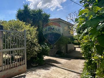 Villa o villino - Chiaramonte Gulfi