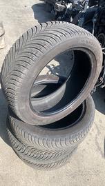 Treno di pneumatici 205/50 R17
