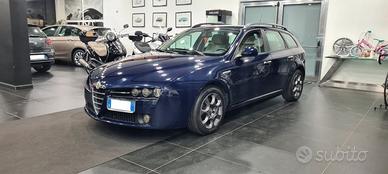 ALFA ROMEO 159 1.9 JTDm Sportwagon Distinctive