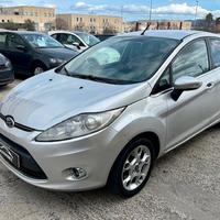 Ford Fiesta 1.4 TDCi 70CV 5 porte Titanium
