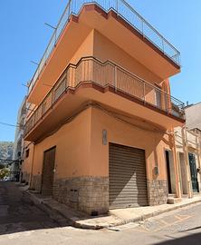 Aspra esclusiva casa indipendente 4 vani [Afm]