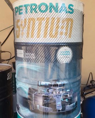 fusto olio petronas serie limitata 