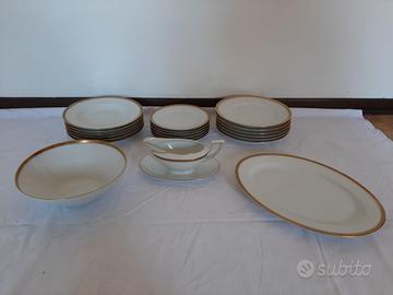 Servizi di piatti profilati in oro