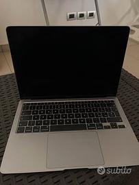 Macbook Air non funzionante