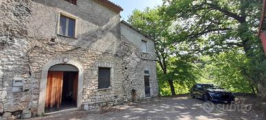 CASA SEMINDIPENDENTE A ALATRI