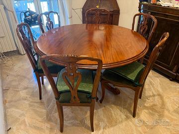 Tavolo rotondo in legno stile classico + 6  sedie