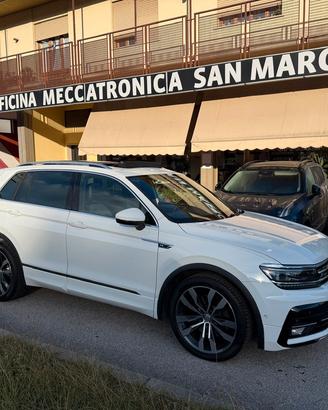 Volkswagen Tiguan 2.0 tdi R-Line 4motion 190cv #UN