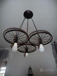 2 lampadari particolari