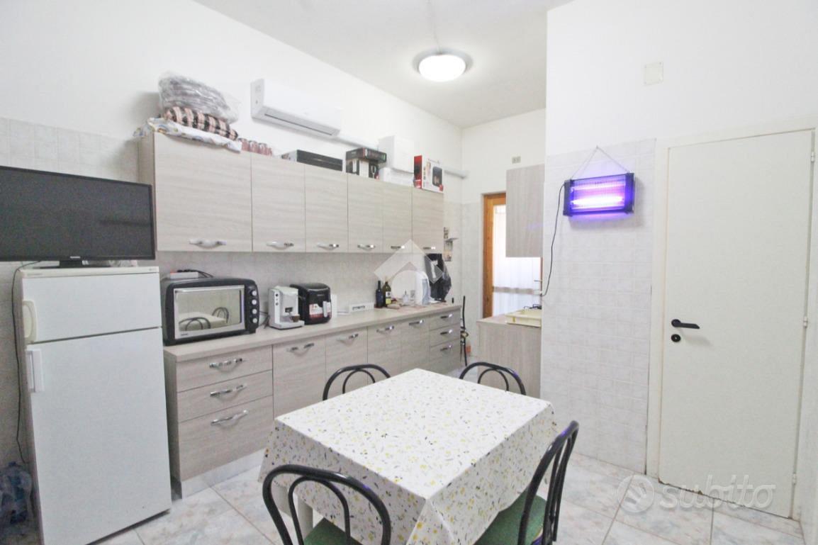 3 LOCALI A CAMPOMARINO - Vista 4