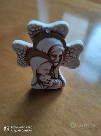 Statuina sacra Sacra Famiglia su croce decorata