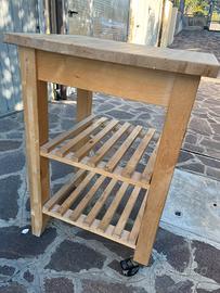 Tagliere su Carrello in legno
