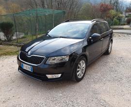 SKODA Octavia vagon 2.0 TDI DSG 150cv