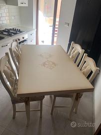 Tavolo 6 posti allungabile + 4 sedie imbottite