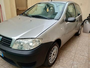fiat punto 12 benzina  3 porte 