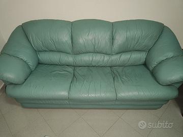 Divano 3 posti e in omaggio divano 2 posti 