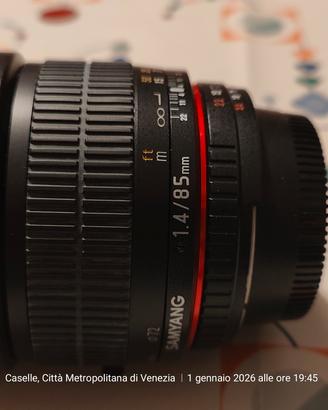SAMYANG 85 mm 1,4 AS IF UMC x Nikon (F) reflex