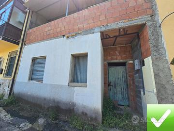 Casa Indipendente due Livelli Da Rifinire Gallico