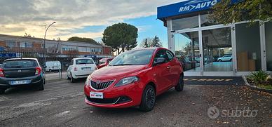 Lancia Ypsilon 1.0 benzina Hybrid