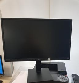 monitor lg 24 pollici