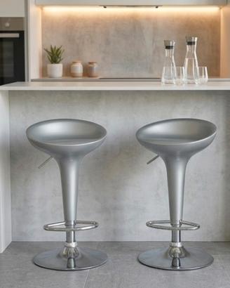 sgabello grigio regolabile