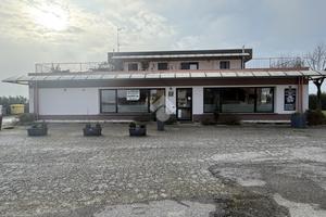 NEGOZIO A CASTIGLIONE DELLE STIVIERE