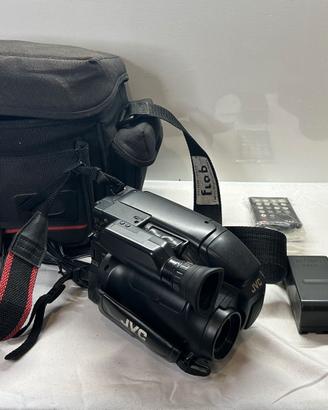 JVC GR-AX60 Compact VHS-C 12x VideoMovie + Charger